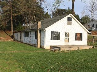 613 Sells Ln, Byrdstown, TN 38549