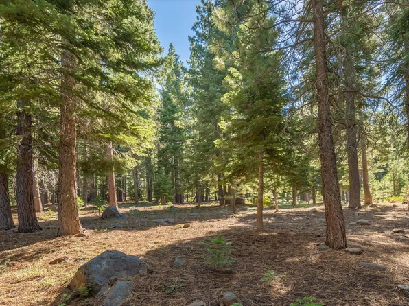 12241 Northwoods Blvd, Truckee, CA 96161