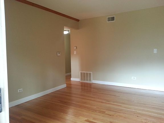 Living room picture 3