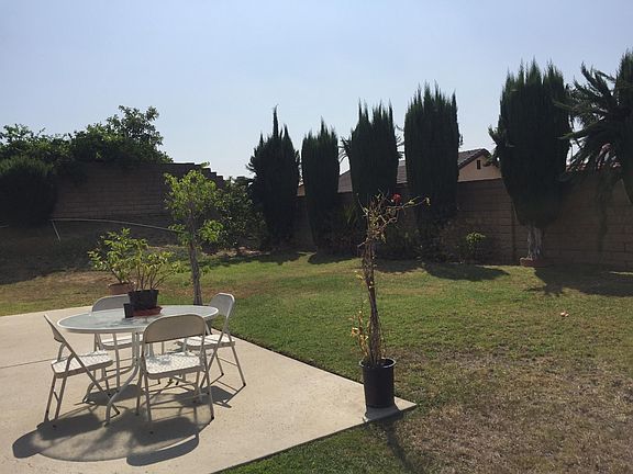 3rd image of 1609 S Grenoble Ave