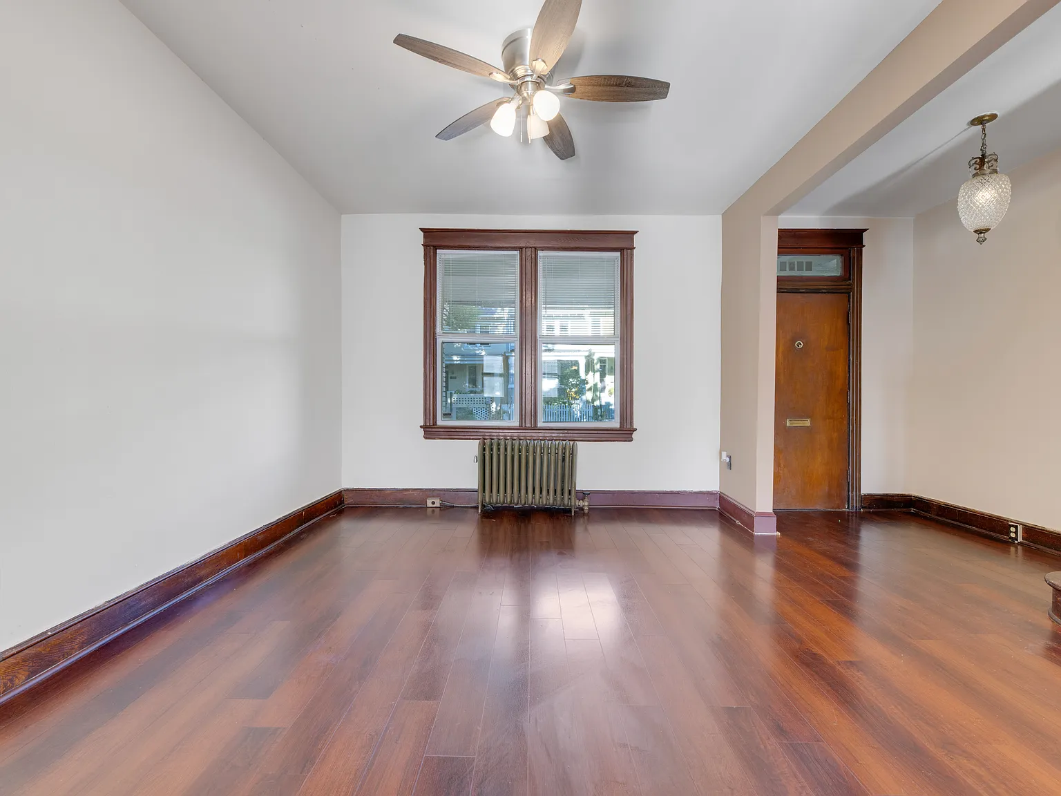 1409 Orren St NE — Photo 2