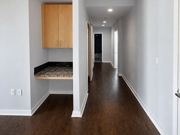 5th image of 250 Pharr Rd NE APT 1801