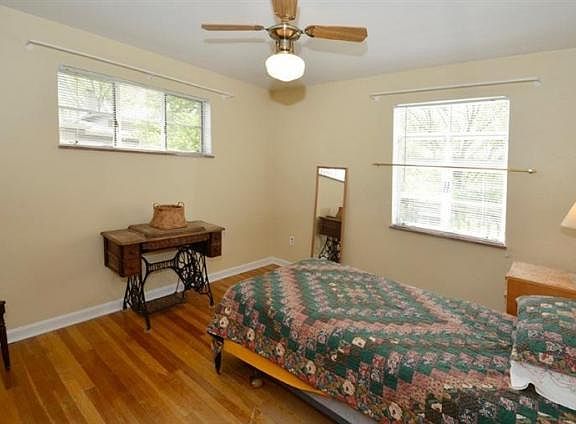 4th image of 4364 Overton Ave