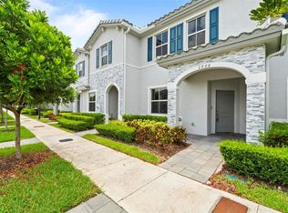 2668 SE 19th St, Homestead, FL 33035