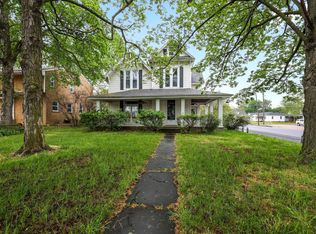 801 S Garrison Ave, Carthage, MO 64836