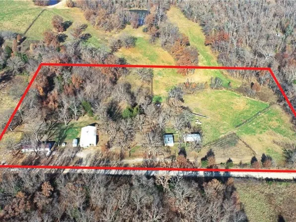 4395 E 1000th Rd, El Dorado Springs, MO 64744