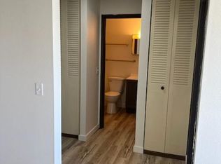 2657 40th Ave APT 20, Columbus, NE 68601