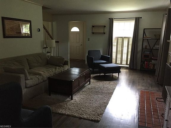 2nd image of 97 Manor Dr