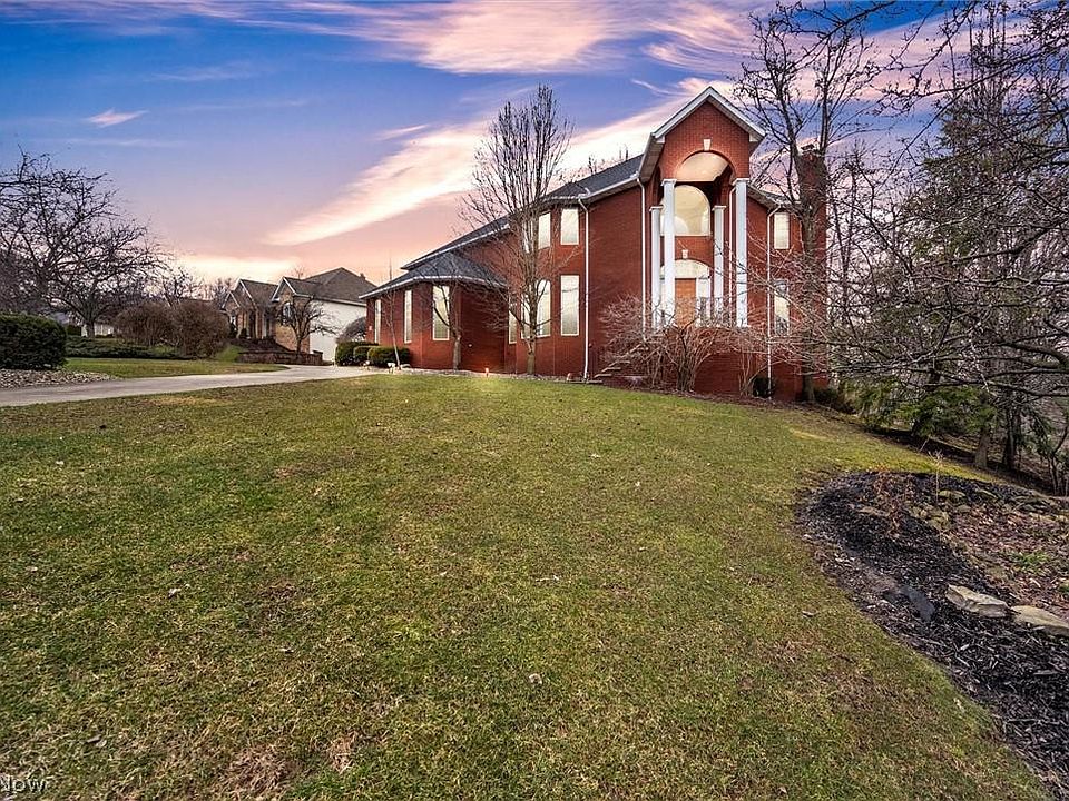 1st image of 7301 Forestwood Dr