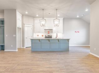 12317 SW 32nd St, Yukon, OK 73099