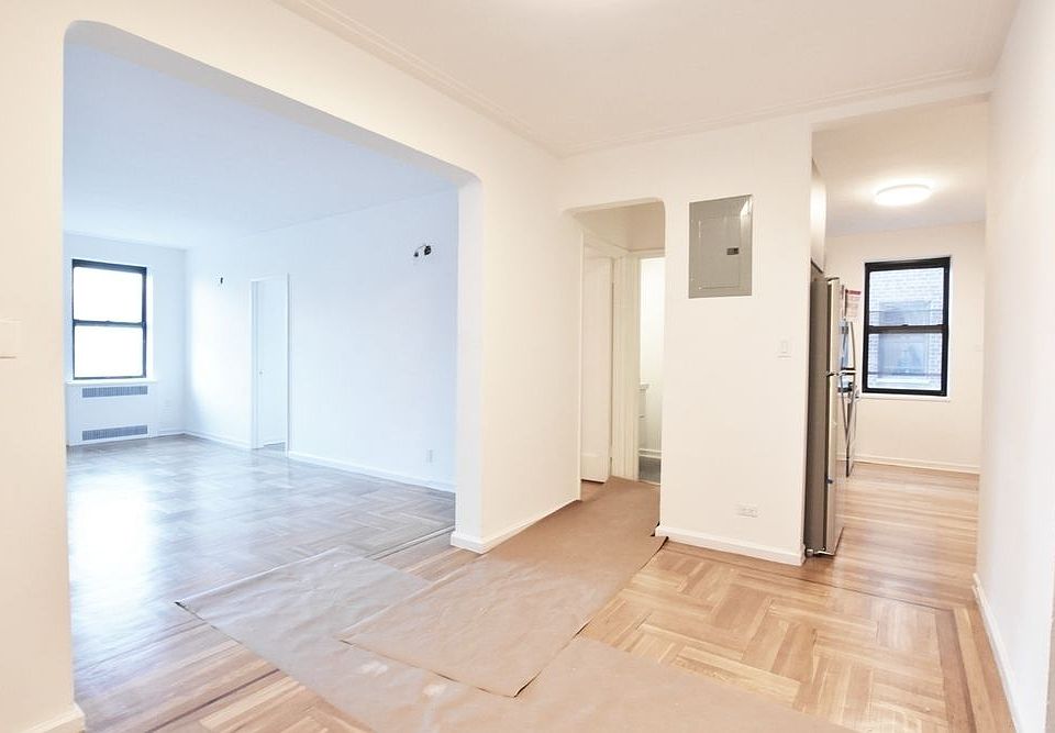 1st image of 200 Haven Ave APT 4P