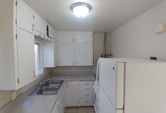4th image of 1221 San Mateo Blvd SE