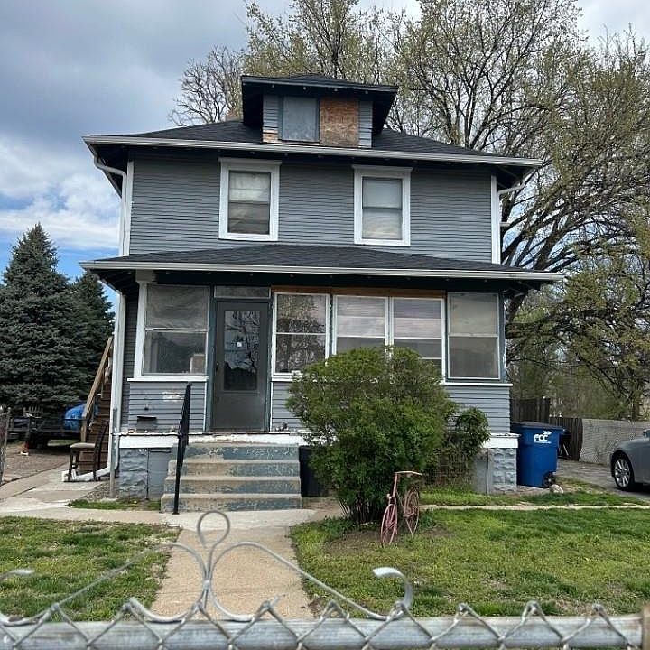 1st image of 2864 Bristol St