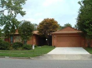 984 Calypso Ln, Virginia Beach, VA 23454