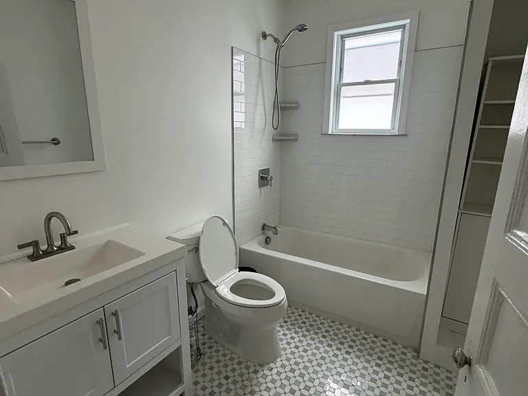 149 Claremont Ave #1 — Photo 8