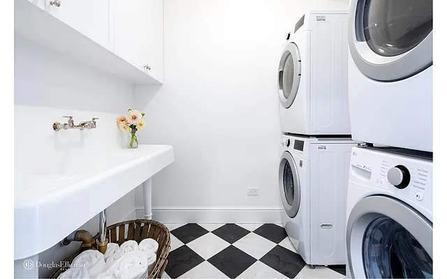 Sold by Douglas Elliman | media 19