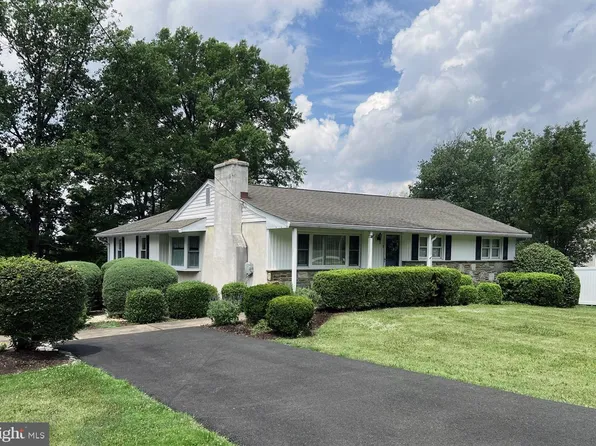 1302 Lansdale Ave, Lansdale, PA 19446