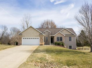 48441 Trumpet Ln, Mattawan, MI 49071