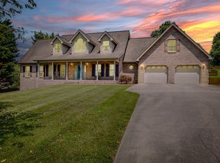 364 Bridwell Heights Rd, Kingsport, TN 37664