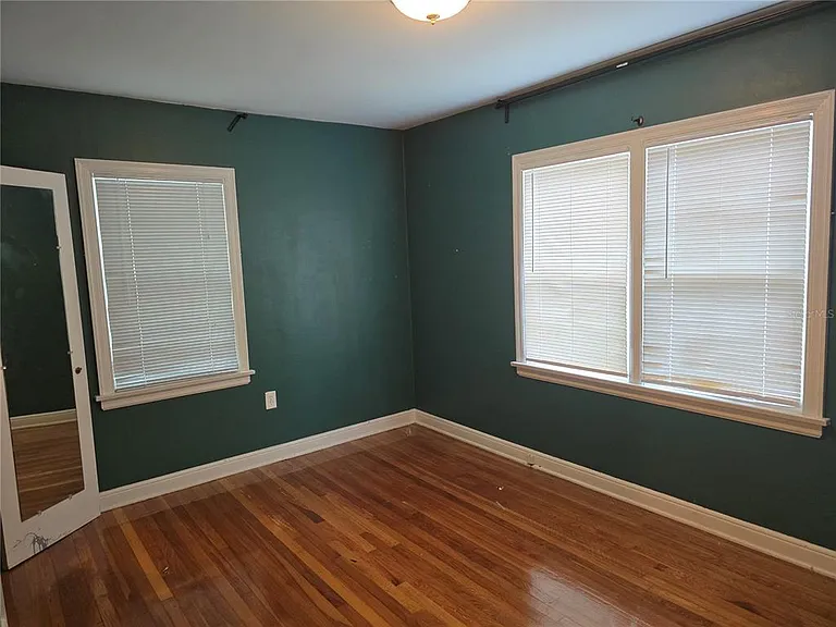 1001 W Beacon Ave — Photo 12