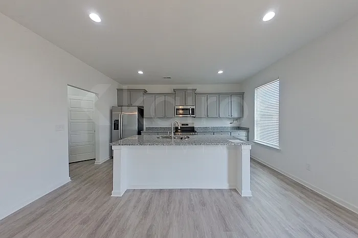 100 English Oak Ln — Photo 7
