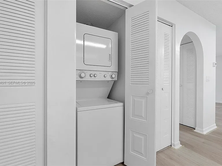 5661 Riverside Dr #103B7 — Photo 10