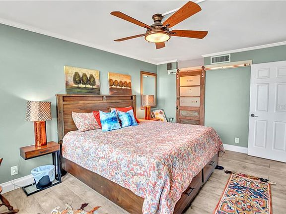 4th image of 6177 Sun Blvd APT 604