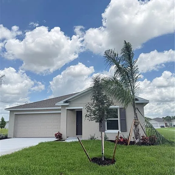 337 Marabou Dr — Photo 2