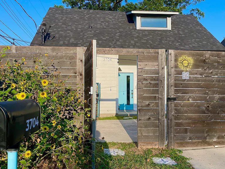 3704 Manorwood Rd — Photo 15