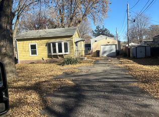 2919 Cypress Ave, Cedar Falls, IA 50613