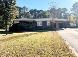 211 Windy Lake Rd, Bremen, GA 30110