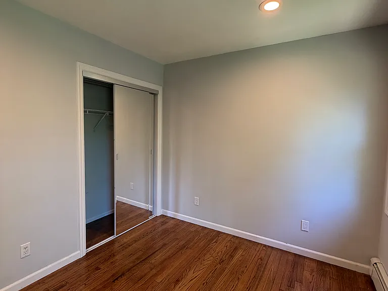Potter Ln — Photo 12