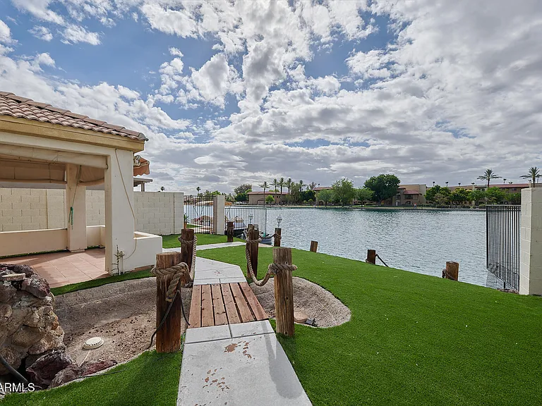 9019 W Acoma Dr — Photo 34