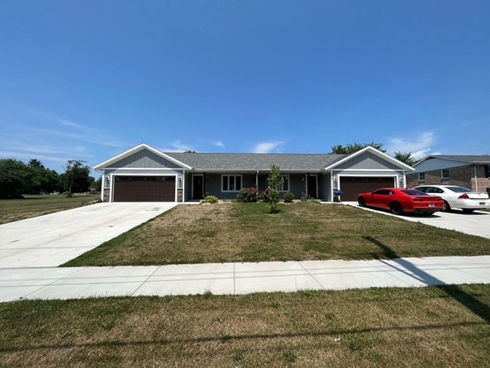 23282330 Mineral Point Ave, Janesville, WI 53548 Zillow