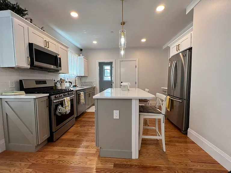 849 Cummins Hwy #1 — Photo 7