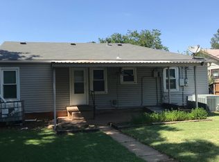 519 W Aldine St, Iowa Park, TX 76367