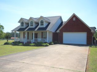 3 Elberta Ave, Nashville, AR 71852