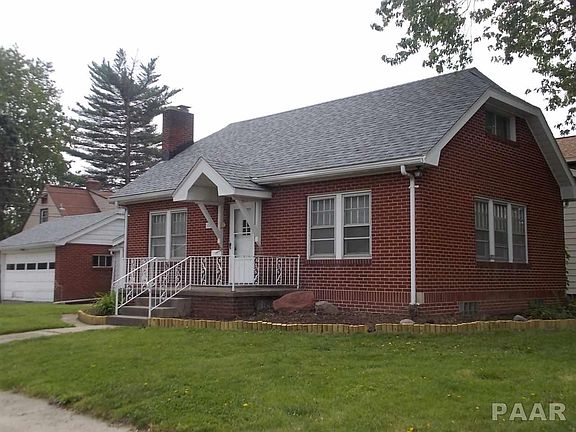 3rd image of 808 N Ashland Ave