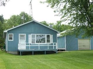 5212 Vickie Dr, Gladwin, MI 48624