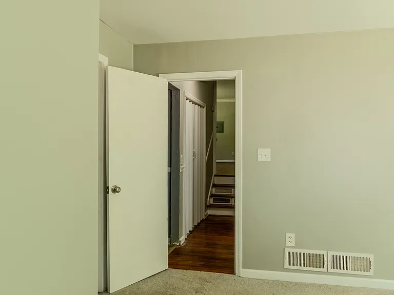 1616 Drayton Woods Dr — Photo 37