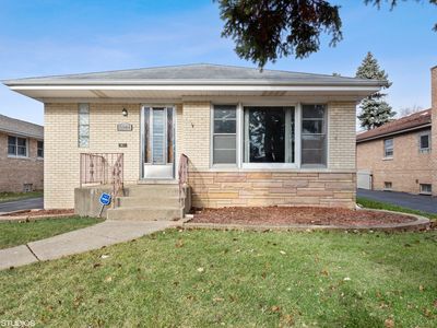 6944 W Niles Ter, Niles, IL, 60714