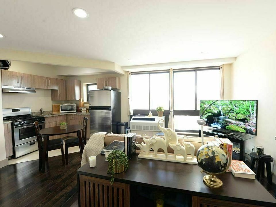 1st image of 203 E 121st St #1003A