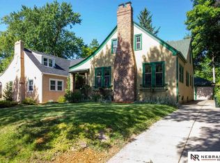 615 S 33rd St, Lincoln, NE 68510