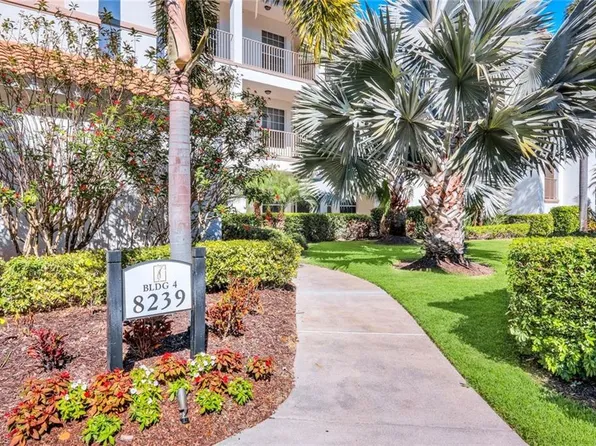 8239 Parkstone PL #107, NAPLES, FL 34120