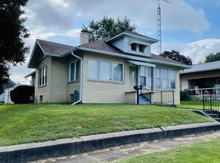 700 SE 1st St, Washington, IN