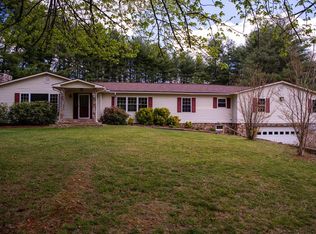 309 Spencers Mill Rd, Hillsville, VA 24343