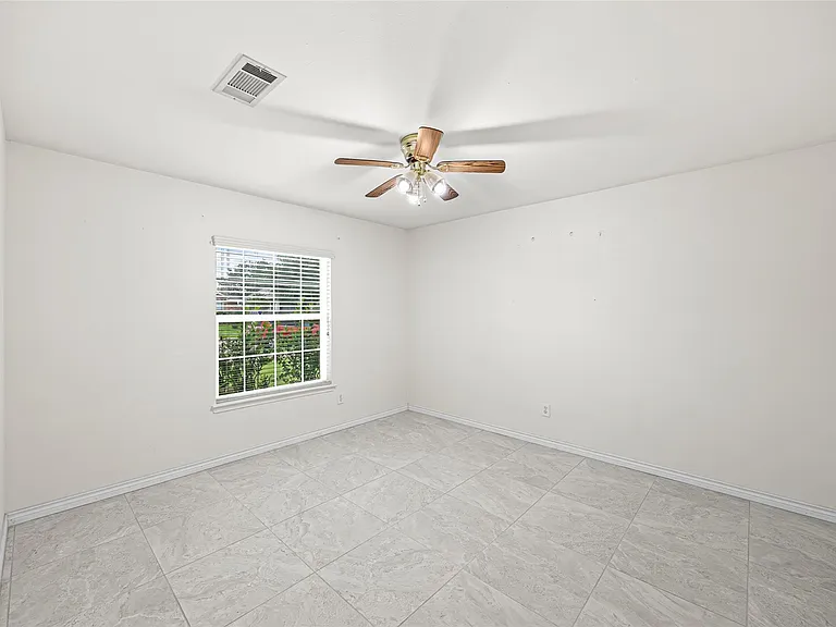 7331 Wimberly Oaks Ln — Photo 4