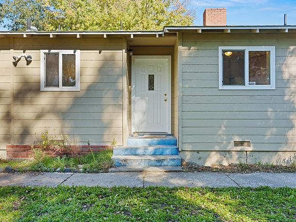 2nd image of 24540 Fairbanks Lane
