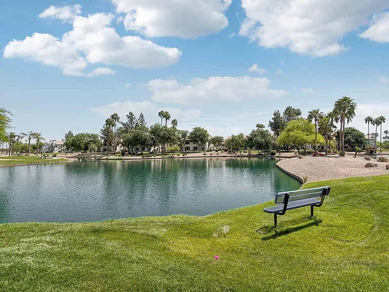 Lakeview at Superstition Springs — Photo 22