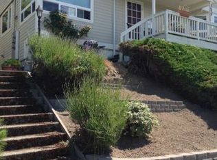 3642 13th Ave W, Seattle, WA 98119